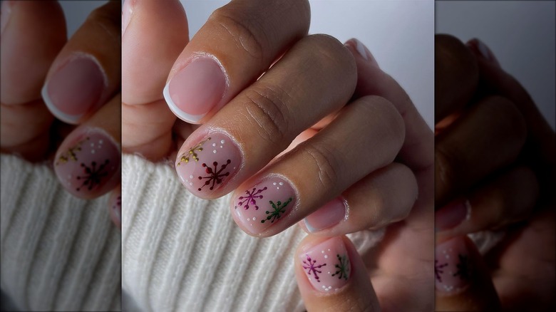 Colored snowflake nails
