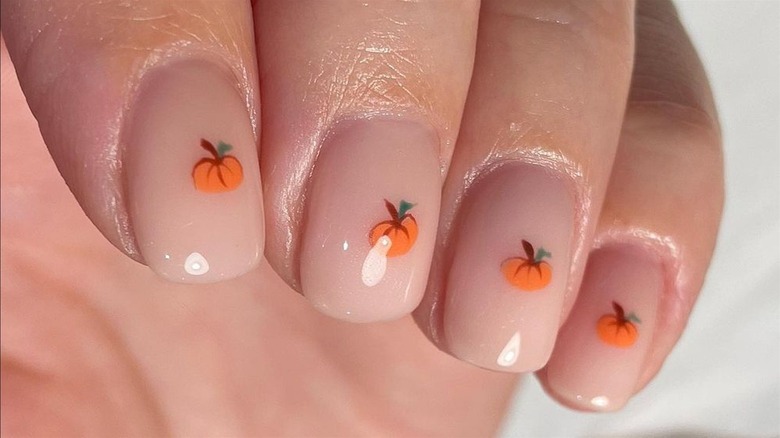Pumpkin nails