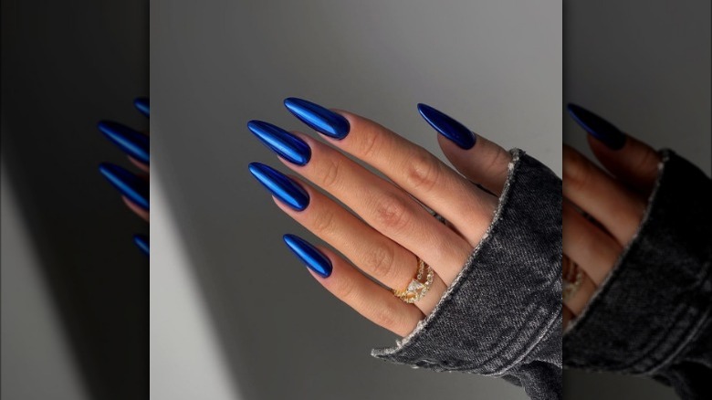 Electric blue chrome nails