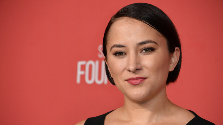 Zelda Williams poses for photo on red carpet