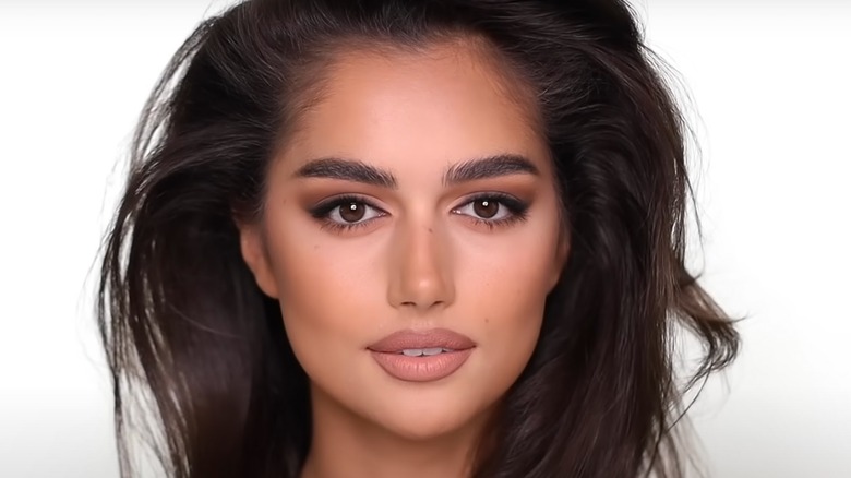 YouTube makeup tutorial 