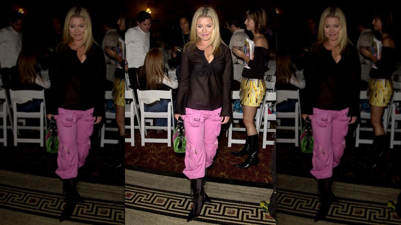 Kelly Ripa pink pants