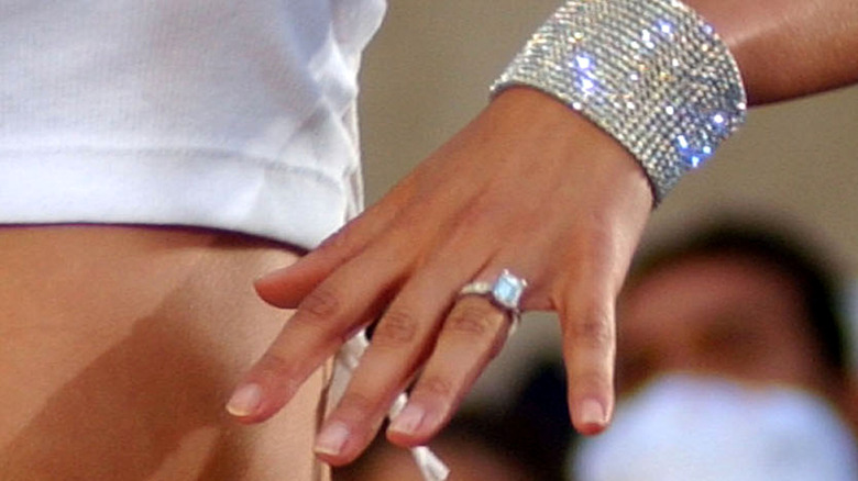 Jennifer Lopez's engagement ring 