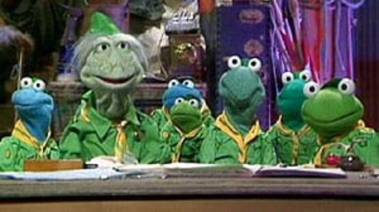 seven frog muppets