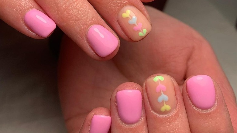 Pink and hearts manicure