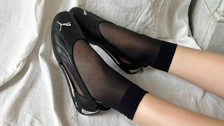 Black athletic ballet flats