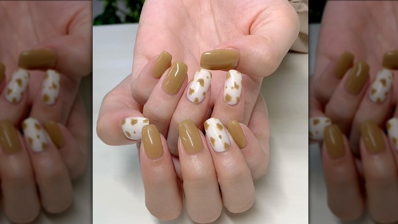 cafe au lait manicure