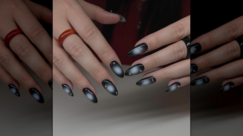 Black pearl aura nails