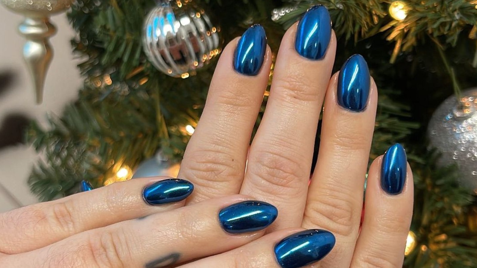 Blue deals chrome nails