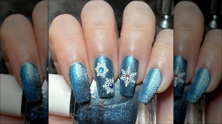 Blue velvet nails with snowflakes