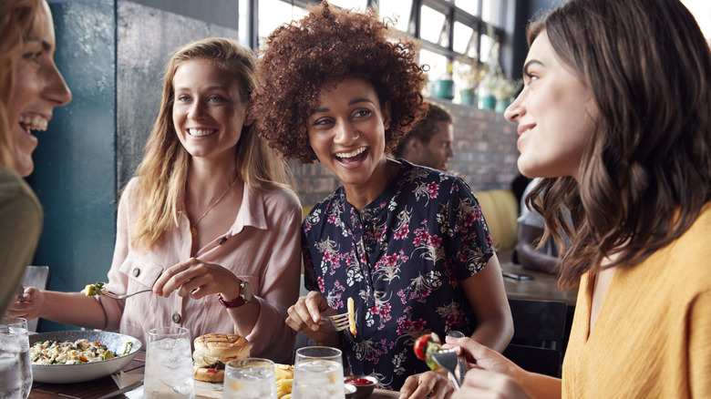 Women eating lunch