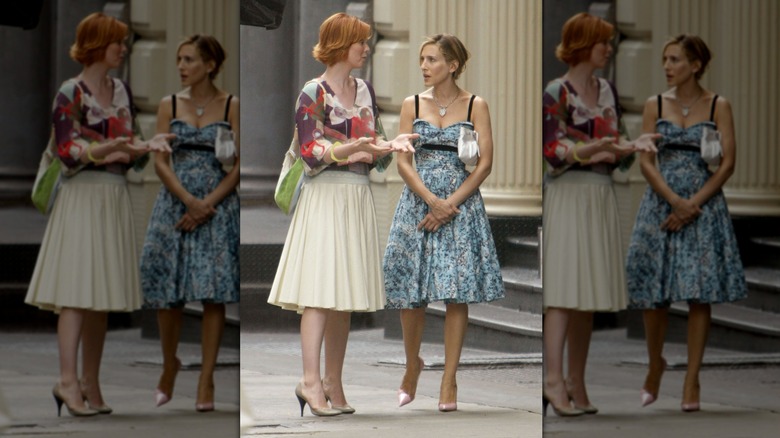 Cynthia Nixon as Miranda Hobbs and SJP as Carrie Bradshaw in Sex and the City