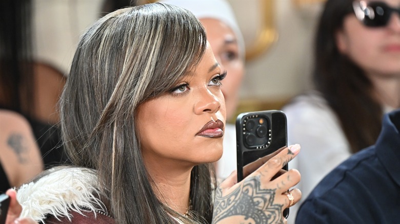 Rihanna with chunky highlights