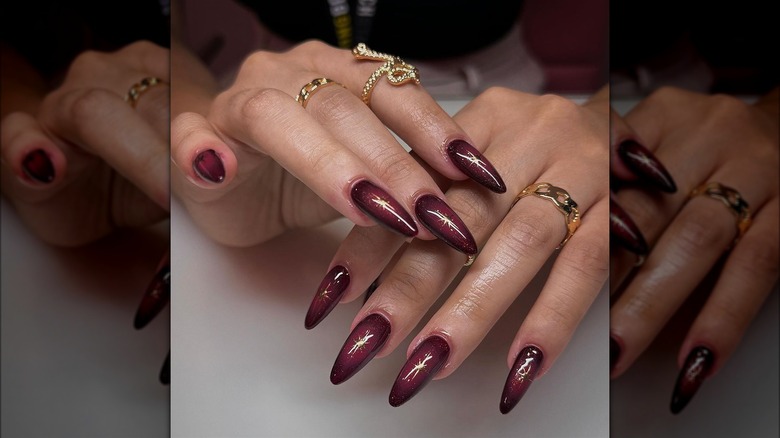 Dark red aura nails