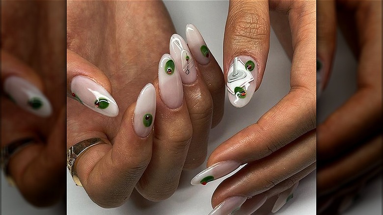 Milk nails with olive details
