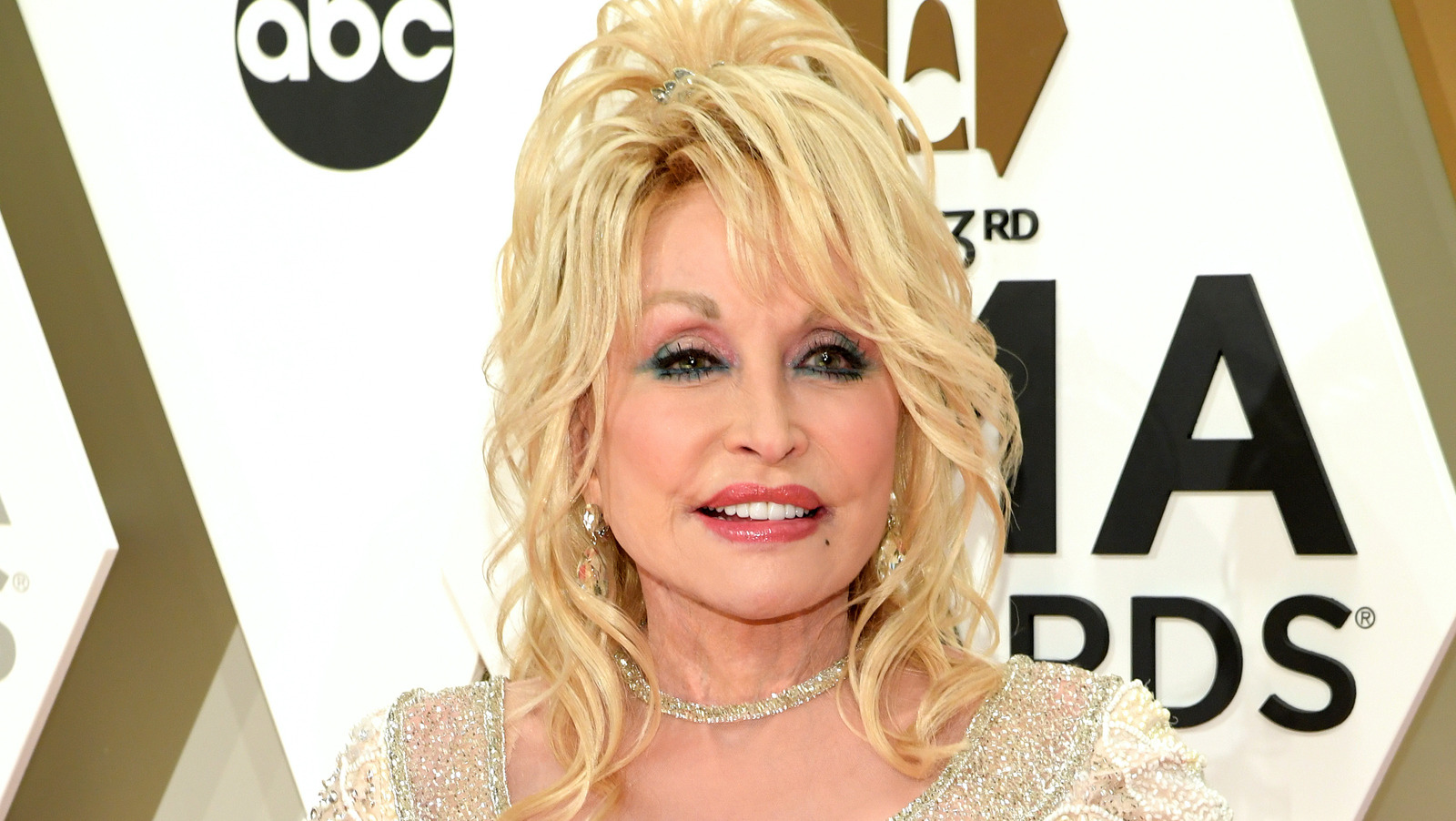 Dolly Parton's Gorgeous Hair Transformation