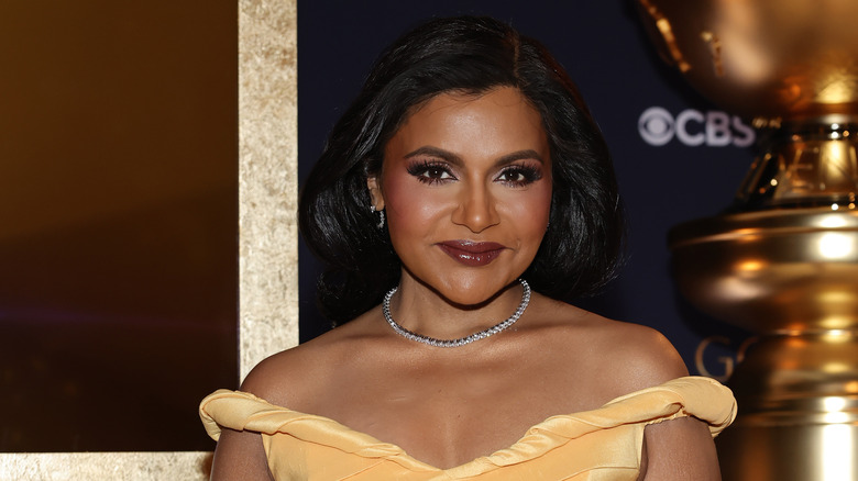 mindy kaling at the 82nd annual golden globes nominations december 2024