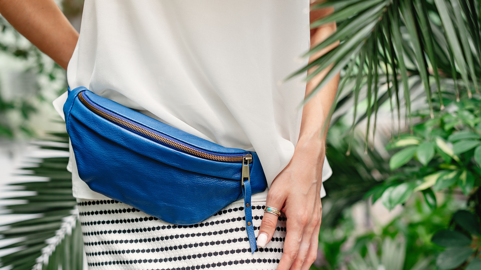 Fanny Packs Vs. Belt Bags: What's The Difference, And Which Works