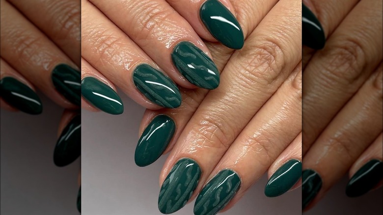 Textured dark green nails