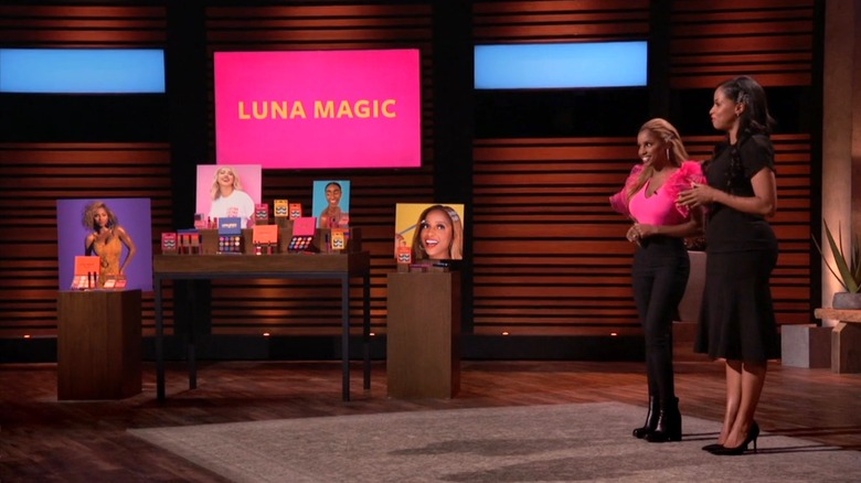 Shaira and Mabel Frias pitch Luna Magic on Shark Tank