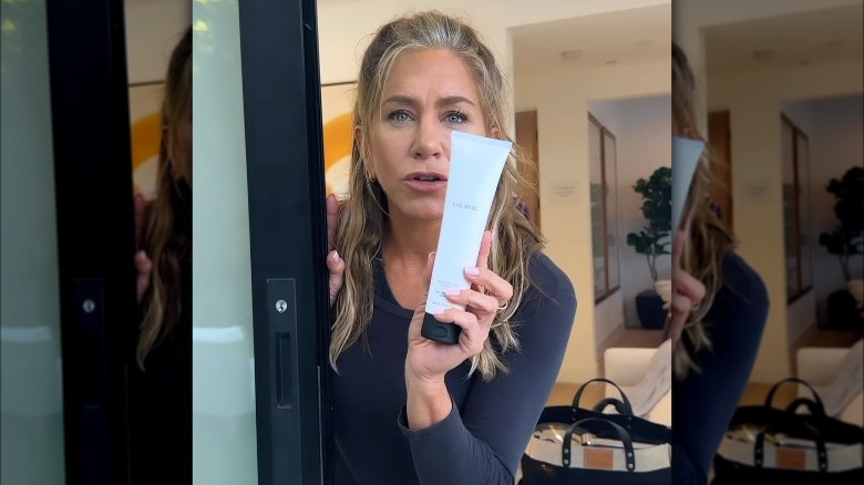 Jennifer Aniston promoting new product