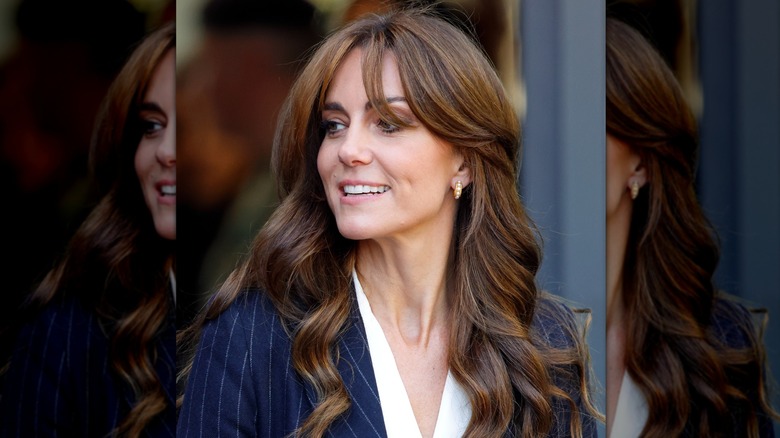 Kate Middleton long wavy hair