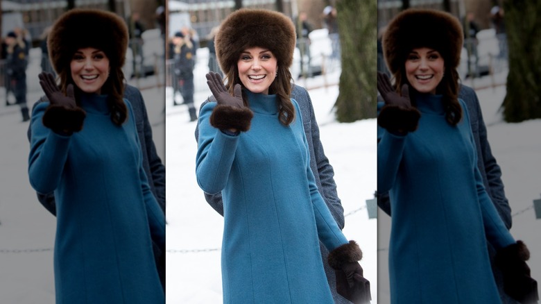 Kate Middleton waving