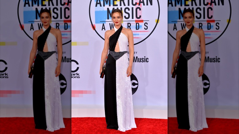 Leighton Meester on the red carpet of the 2018 American Music Awards