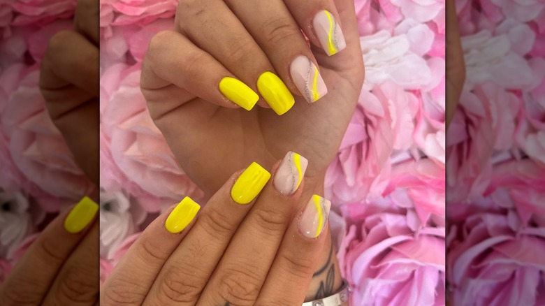Yellow nails on Instagram 