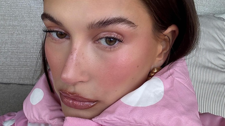 Hailey Bieber with feathered brows