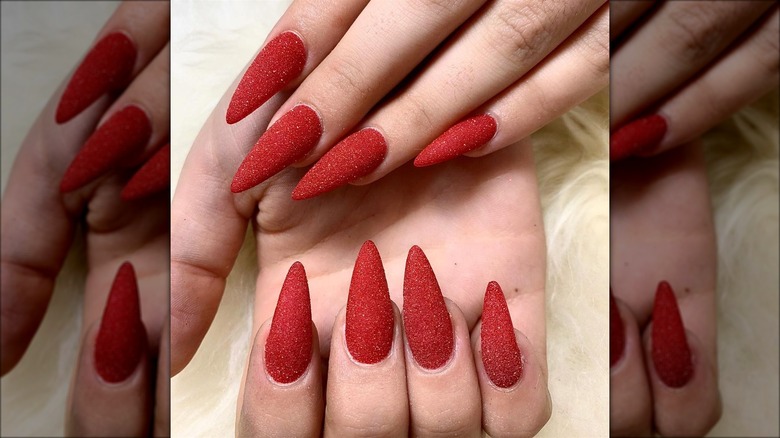Glitter red nails
