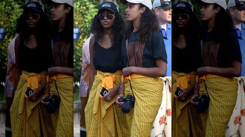 Sasha and Malia Obama on vacation in Bali