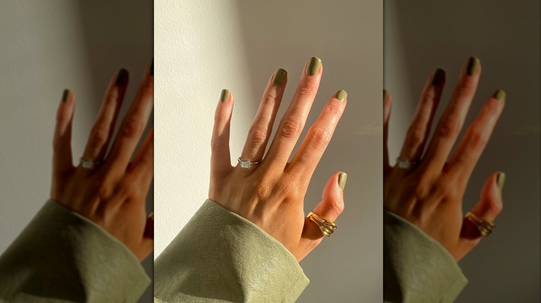 matcha latte colored manicure