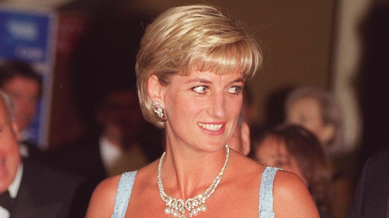 Princess Diana bixie cut