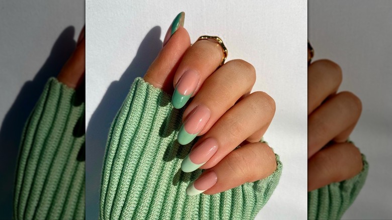 Green French tips
