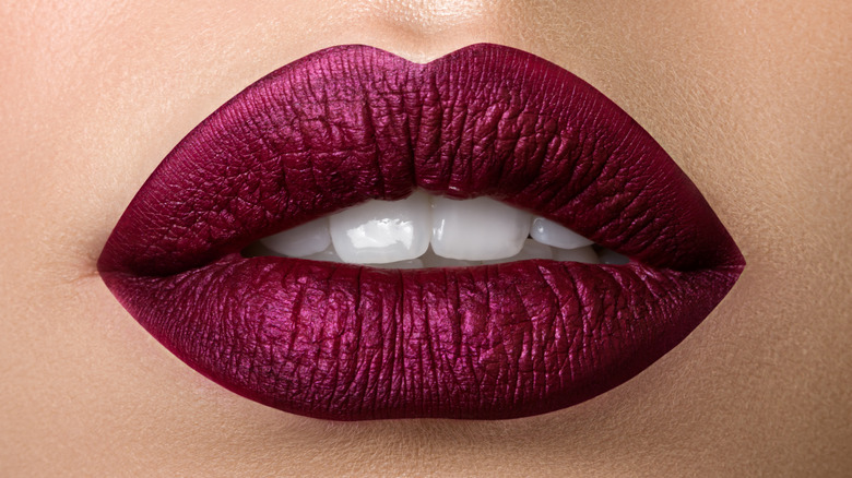 Metallic berry lips