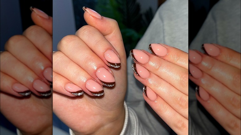 Brown glitter nails