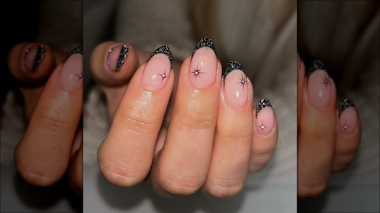 Black french tip nails