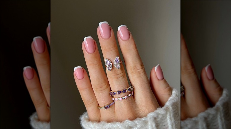 Subtle glitter French manicure