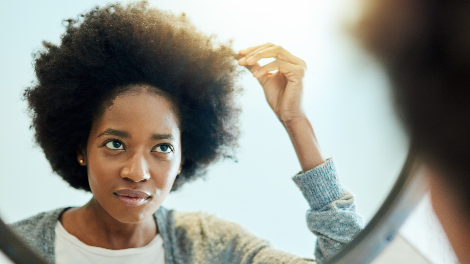 The Haircare Benefits Of Sea Moss, Explained