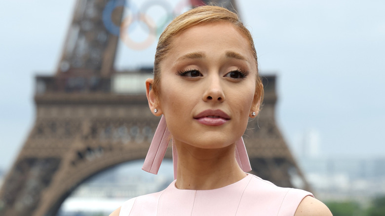 Ariana Grande in Paris