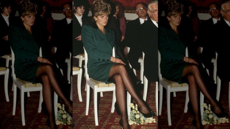 Princess Diana legs crossed