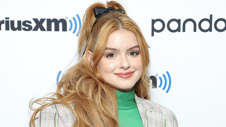 Haedshot of Ariel Winter on the red carpet smiling