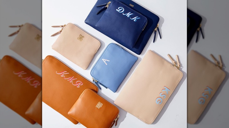 Customizable leather pouches 