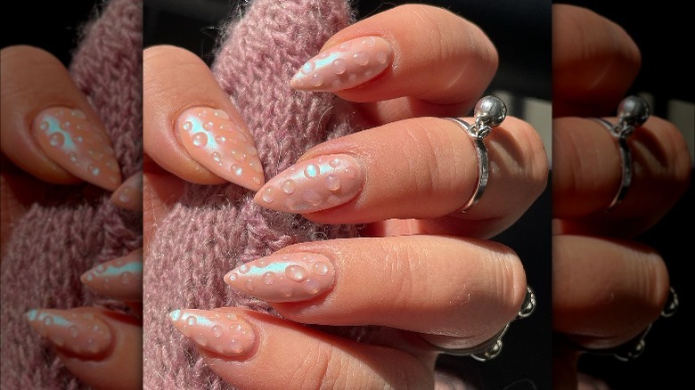 nude water drop nails