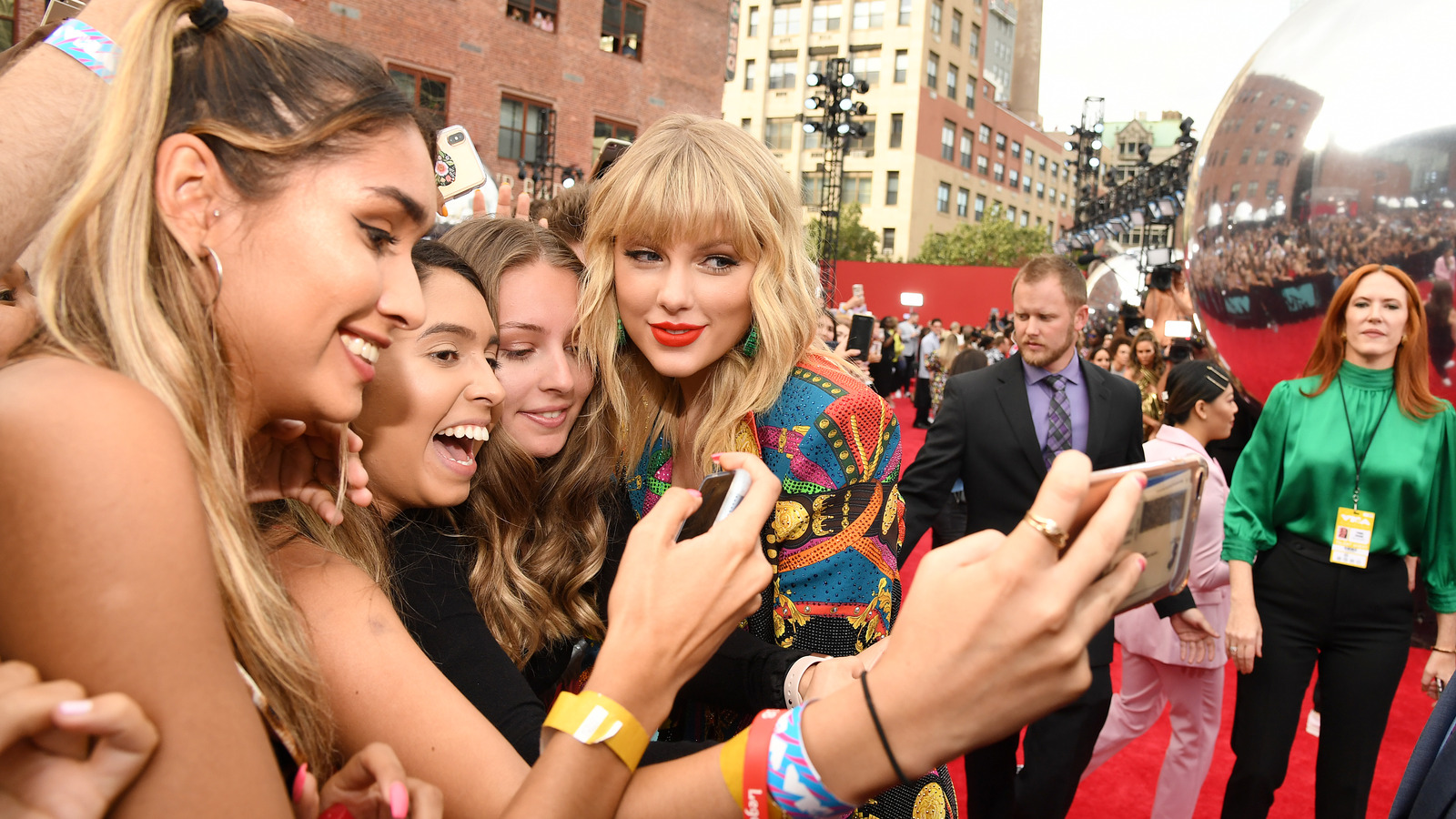 The Zodiac Signs That Are Most Likely To Be Total Swifties