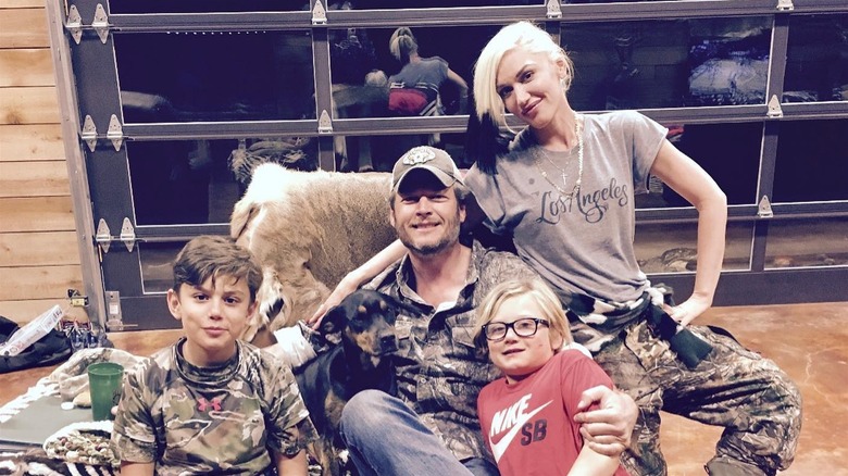 Gwen Stefani with her family