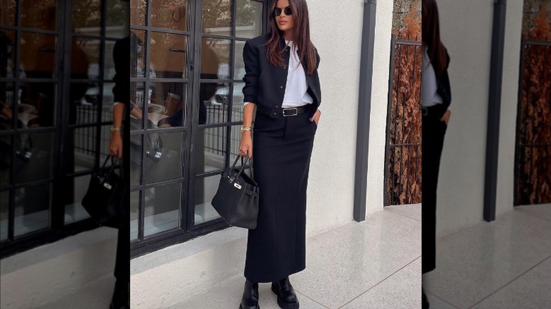 Woman's modern business casual outfit