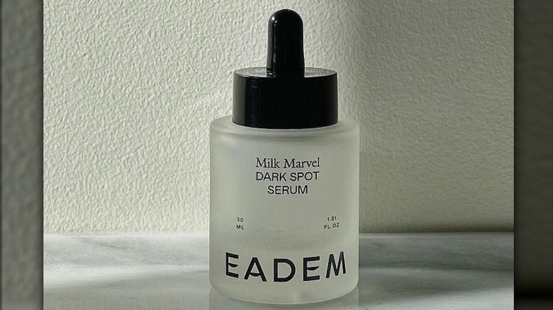 Eadem product, gray background 